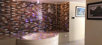 Hotel El Monarca Suite