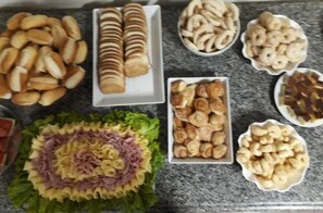 Breakfast buffet - Hotel Via Sacra (Trindade)
