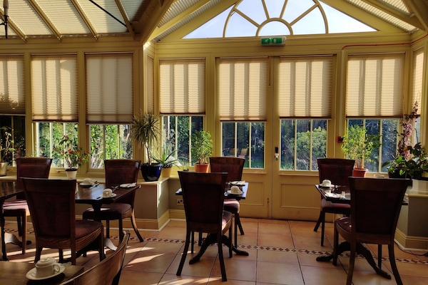 Petit déjeuner anglais compris tous les jours