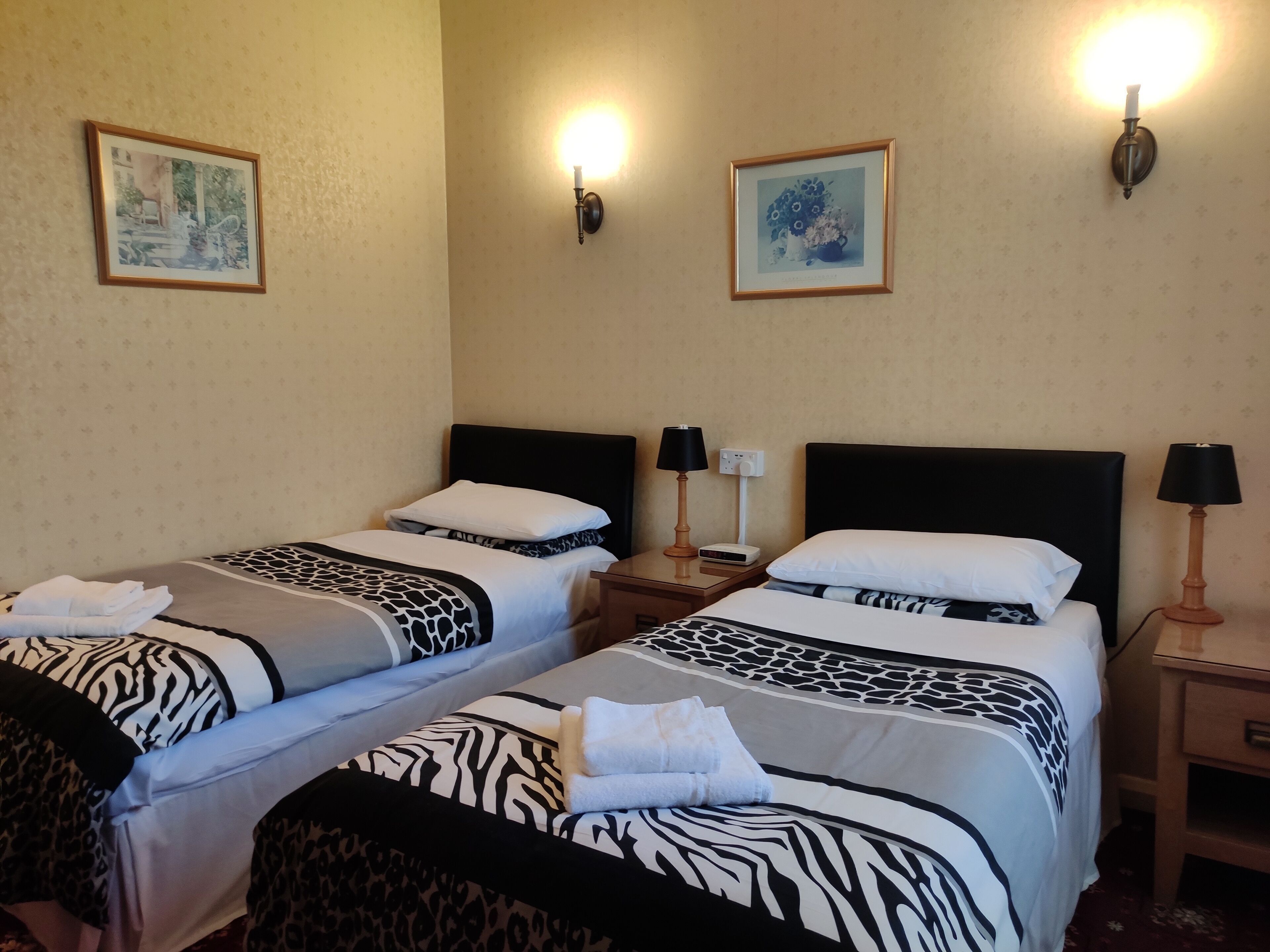 Individually decorated, individually furnished, soundproofing