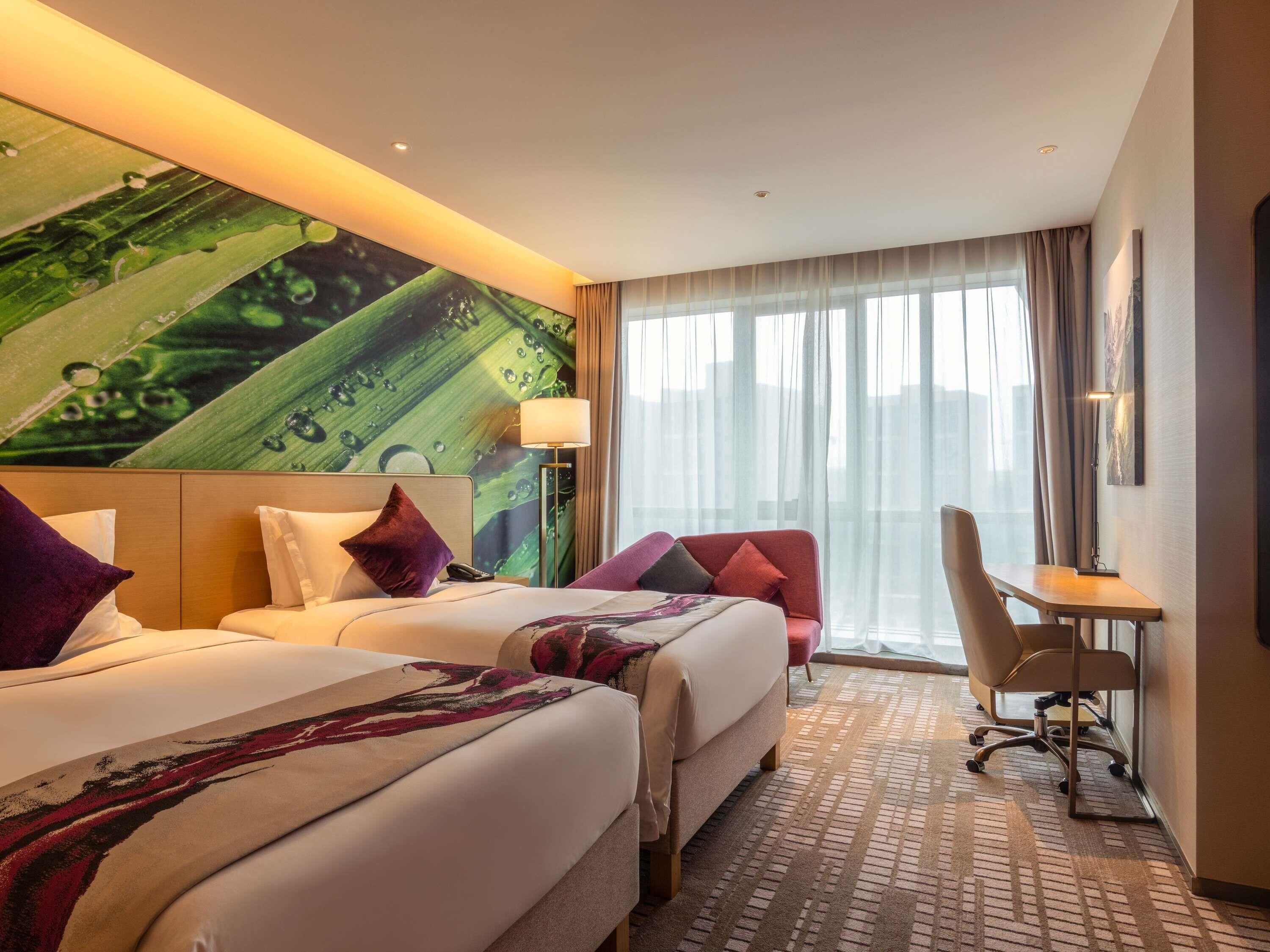 Premium bedding, down duvets, pillow-top beds, minibar