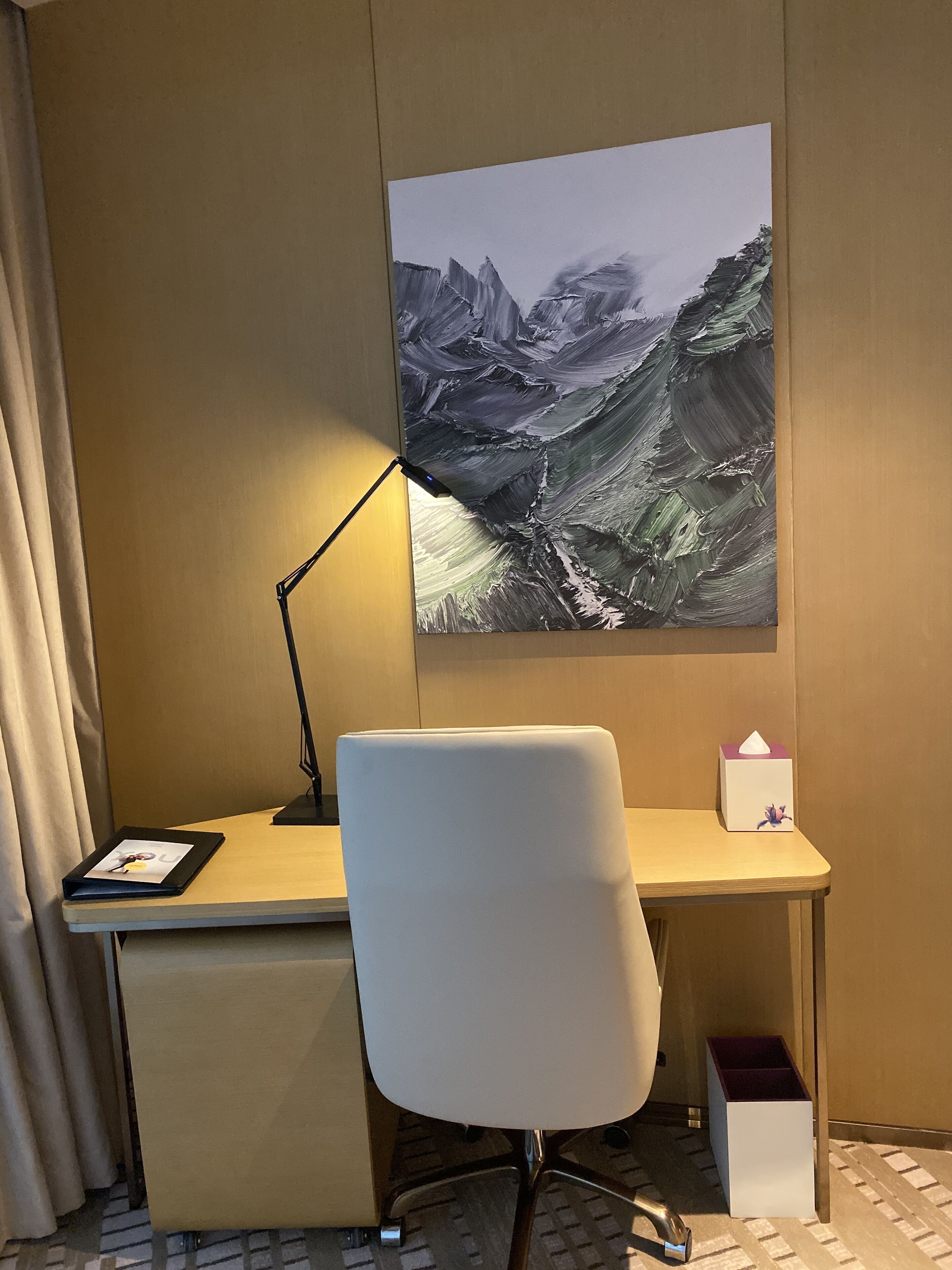 standard king room | 1 bedroom, premium bedding, down duvets, pillow-top beds