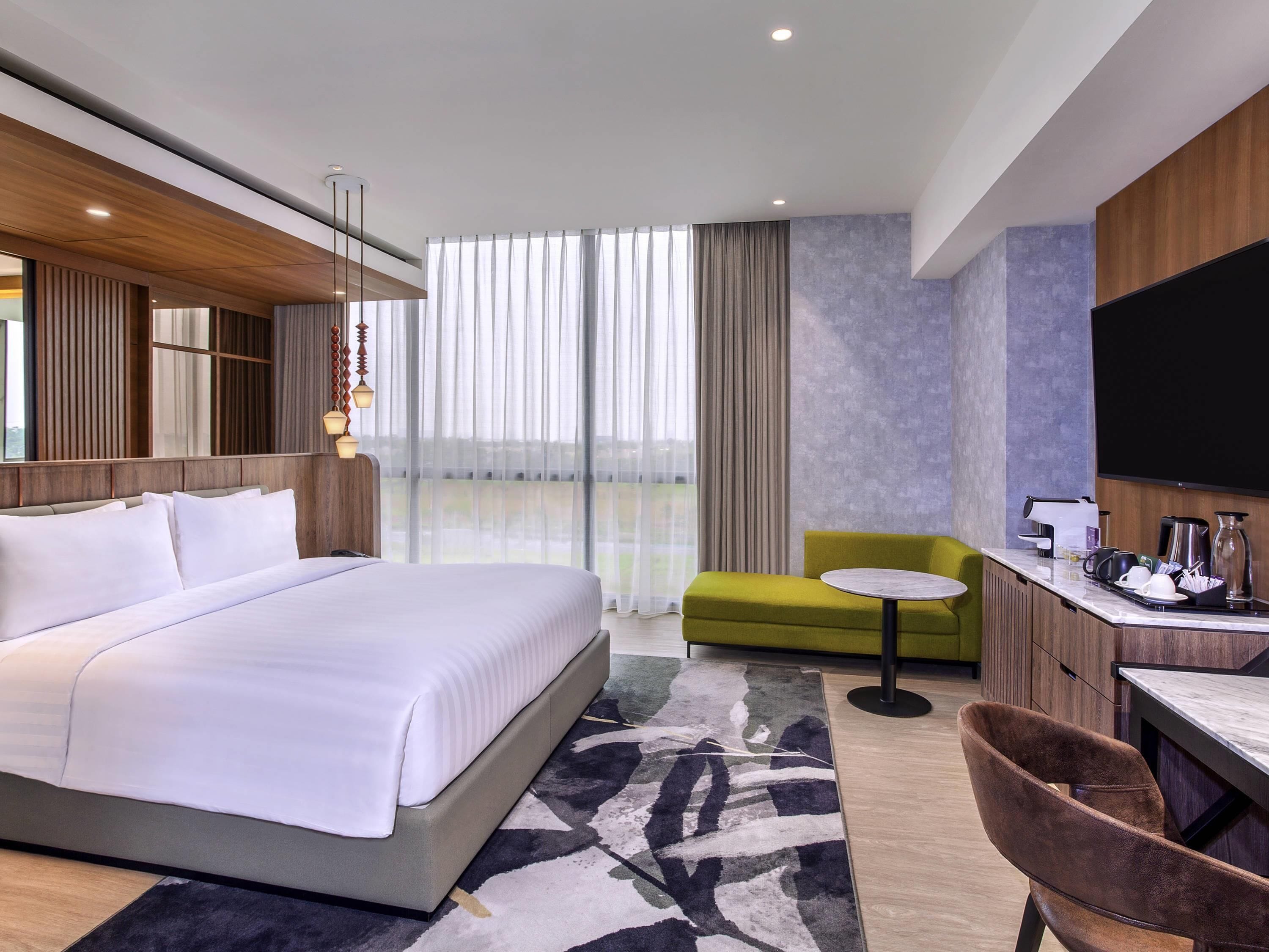 Junior Suite Room, 1 Double Bed | Minibar, safe på rommet, blendingsgardiner og lydisolert