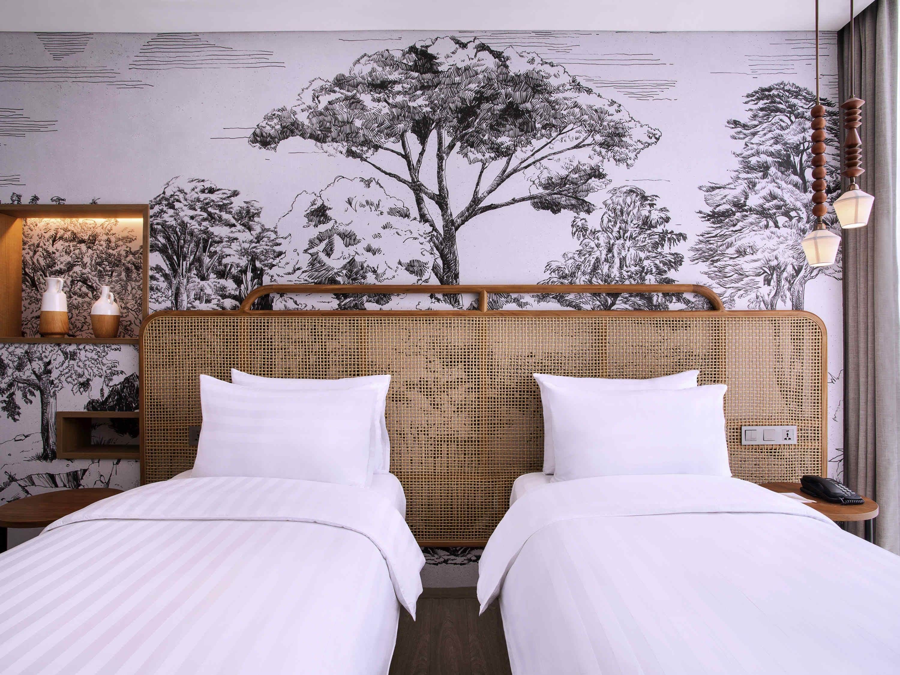 superior twin room, 2 single beds | 1 bedroom, minibar, in-room safe, blackout curtains