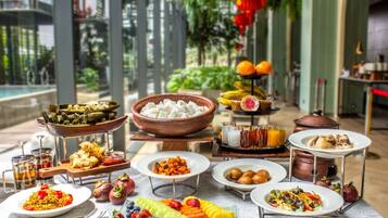 Daily buffet breakfast (IDR 175450 per person)