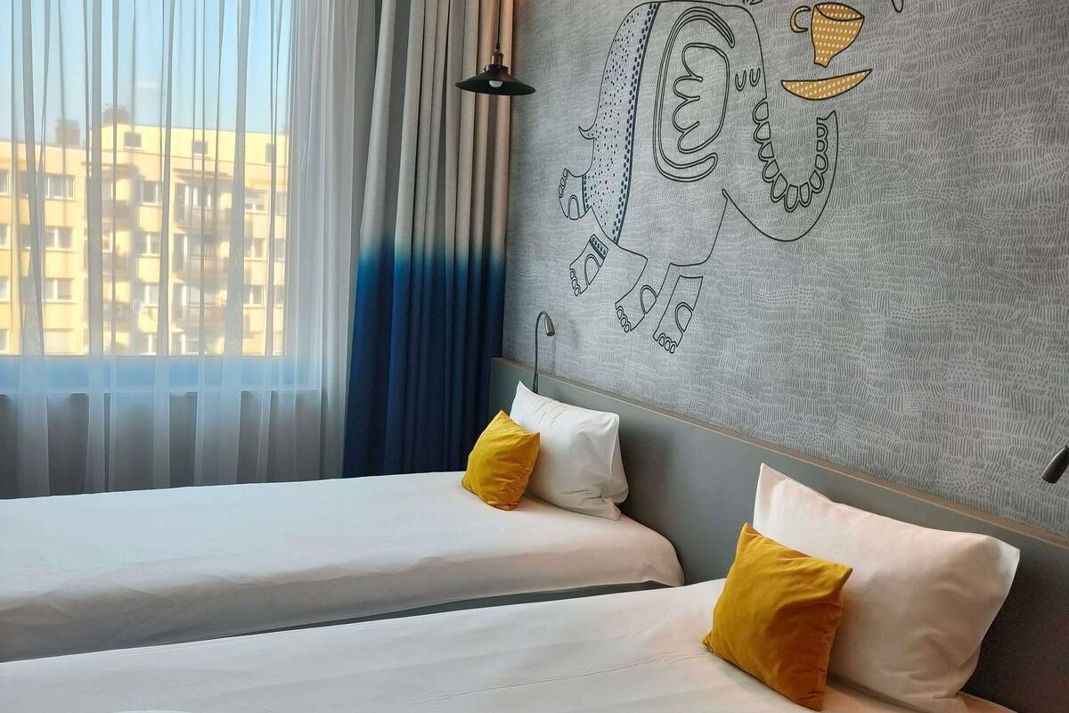 standard room, 2 single beds | free wifi, bed sheets