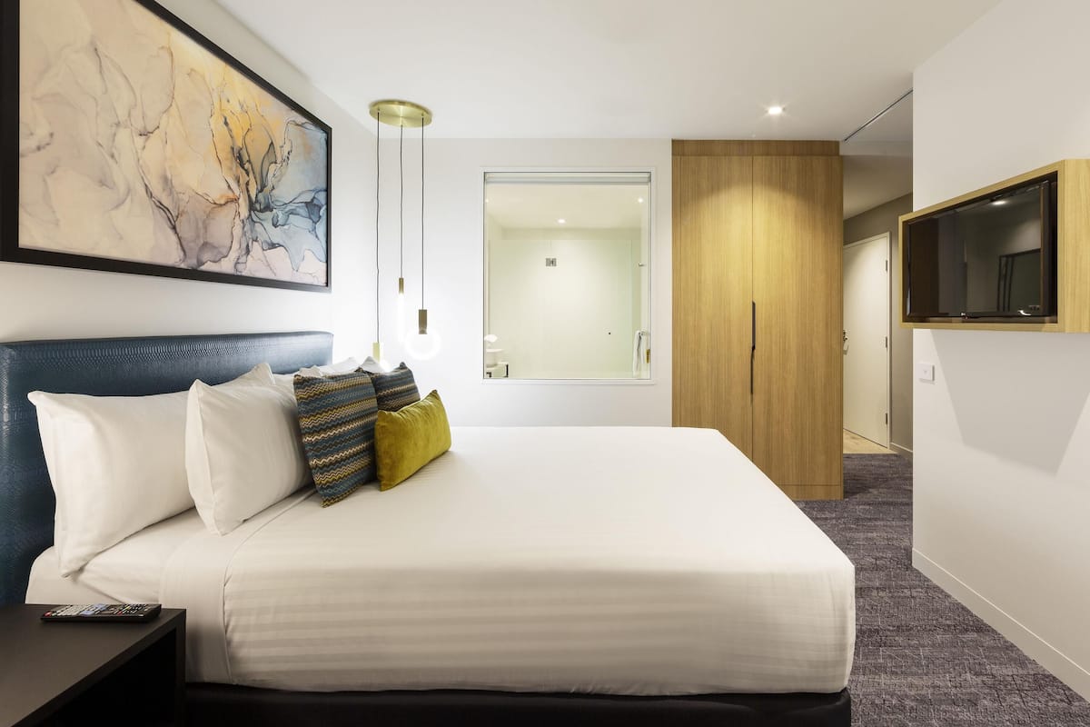 Executive-Studio, 1 King-Bett und Schlafsofa, Badewanne