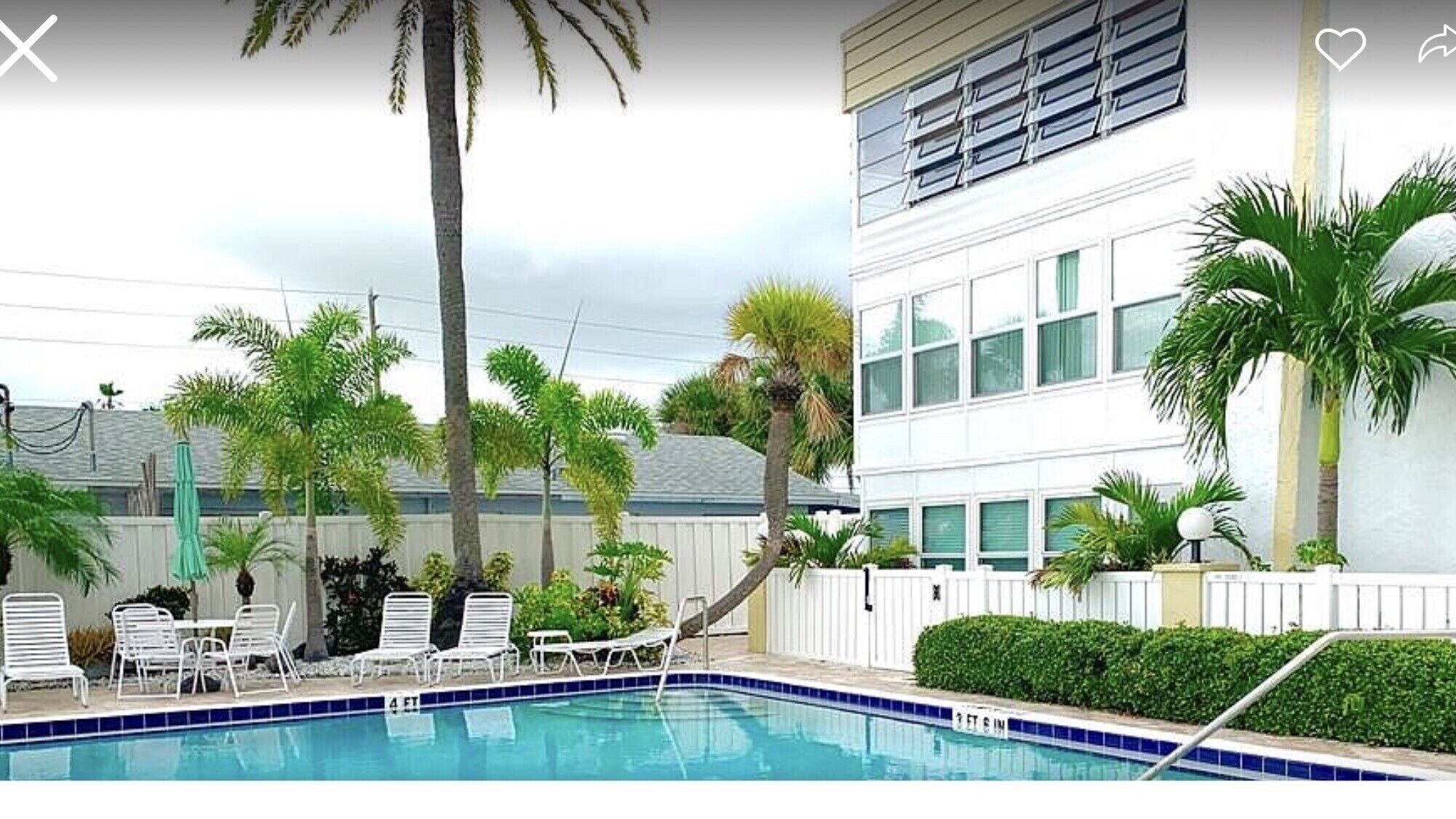 Alberca al aire libre y alberca climatizada