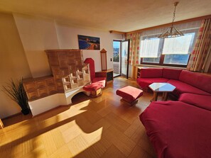 TV, fireplace, video library, stereo