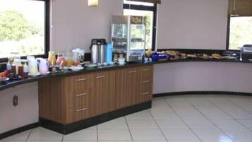 Free daily buffet breakfast