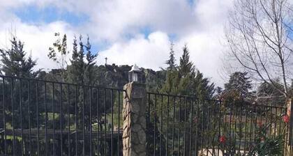 Asunto 3 lämmitetty uima-allas puutarha ja oma pysäköintialue