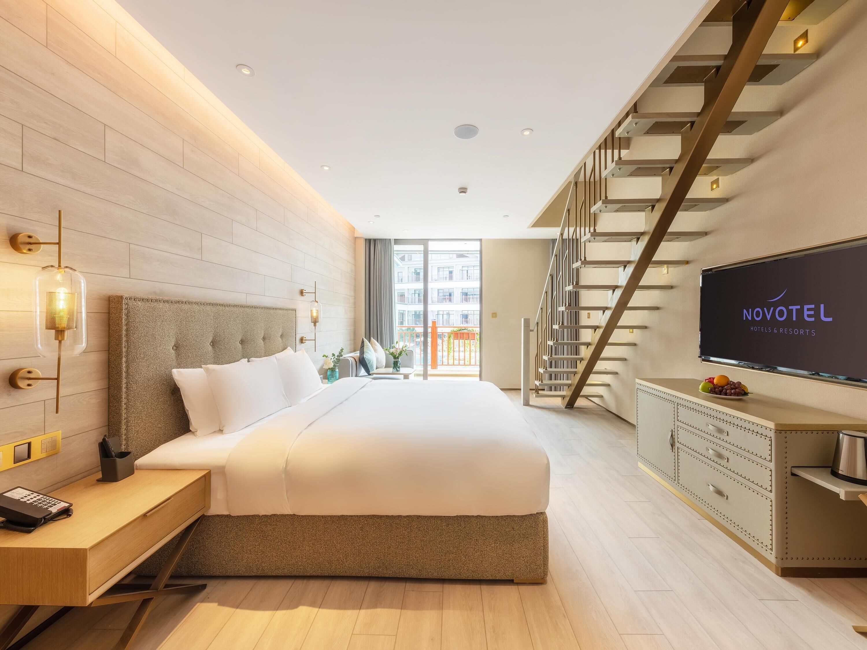 Executive Room, Multiple Beds, Lake View | In-room safe, blackout drapes, free WiFi, bed sheets