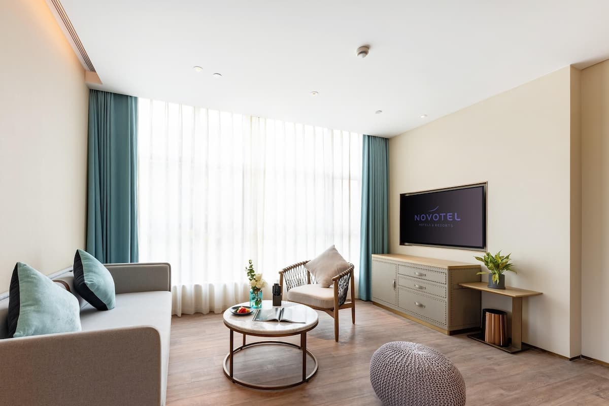 Svit Superior - 1 kingsize-säng - tillgänglighetsanpassat | Värdeförvaringsskåp på rummet, mörkläggningsgardiner och gratis wi-fi