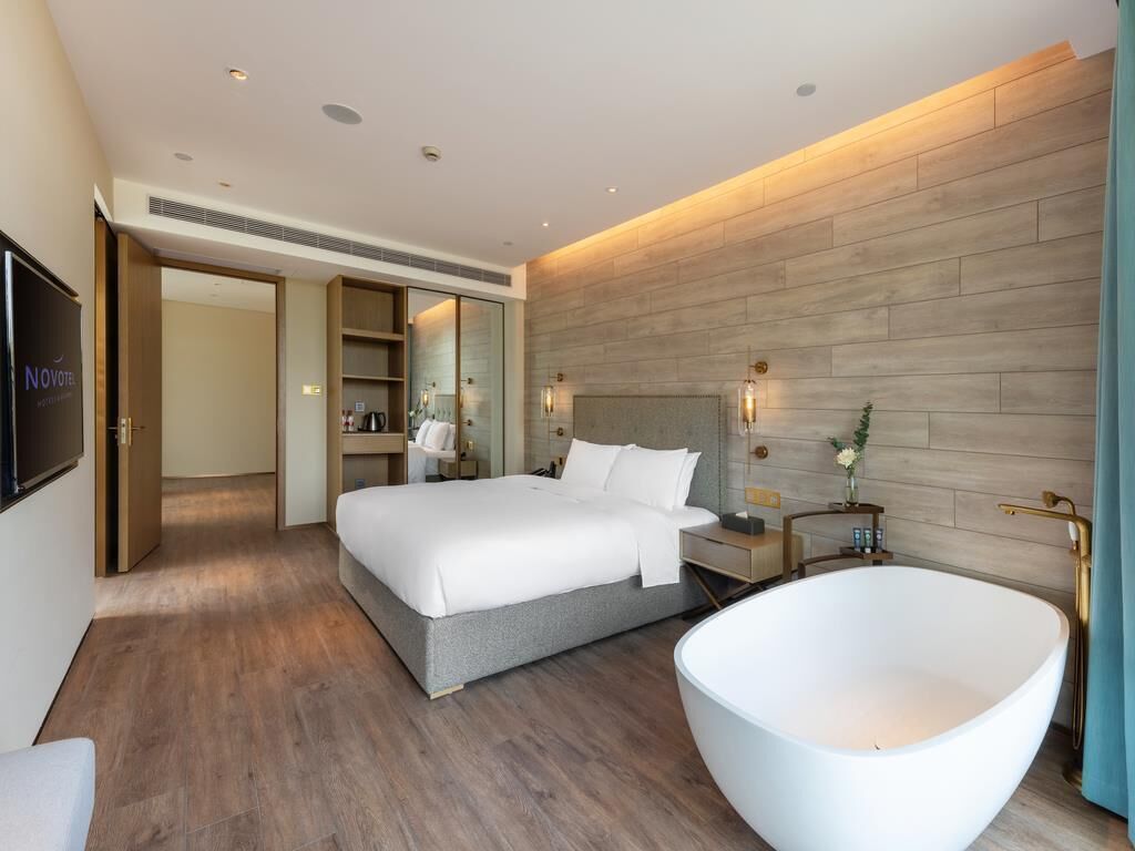 Superior Suite, 1 King Bed, Accessible | In-room safe, blackout drapes, free WiFi, bed sheets