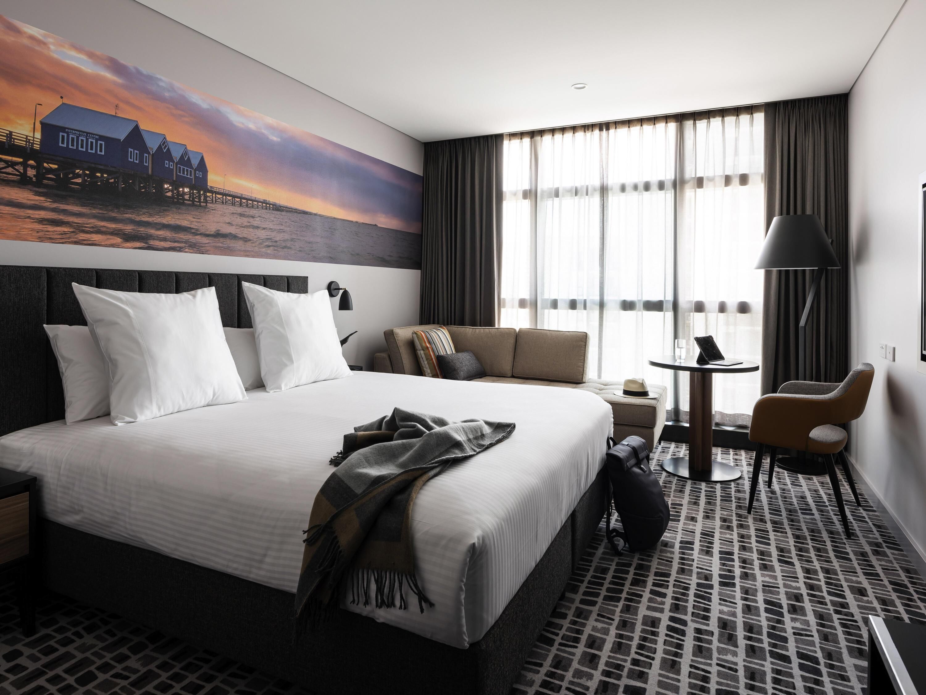 Habitación superior, 1 cama de matrimonio grande | Ropa de cama de alta calidad, caja fuerte, decoración individual