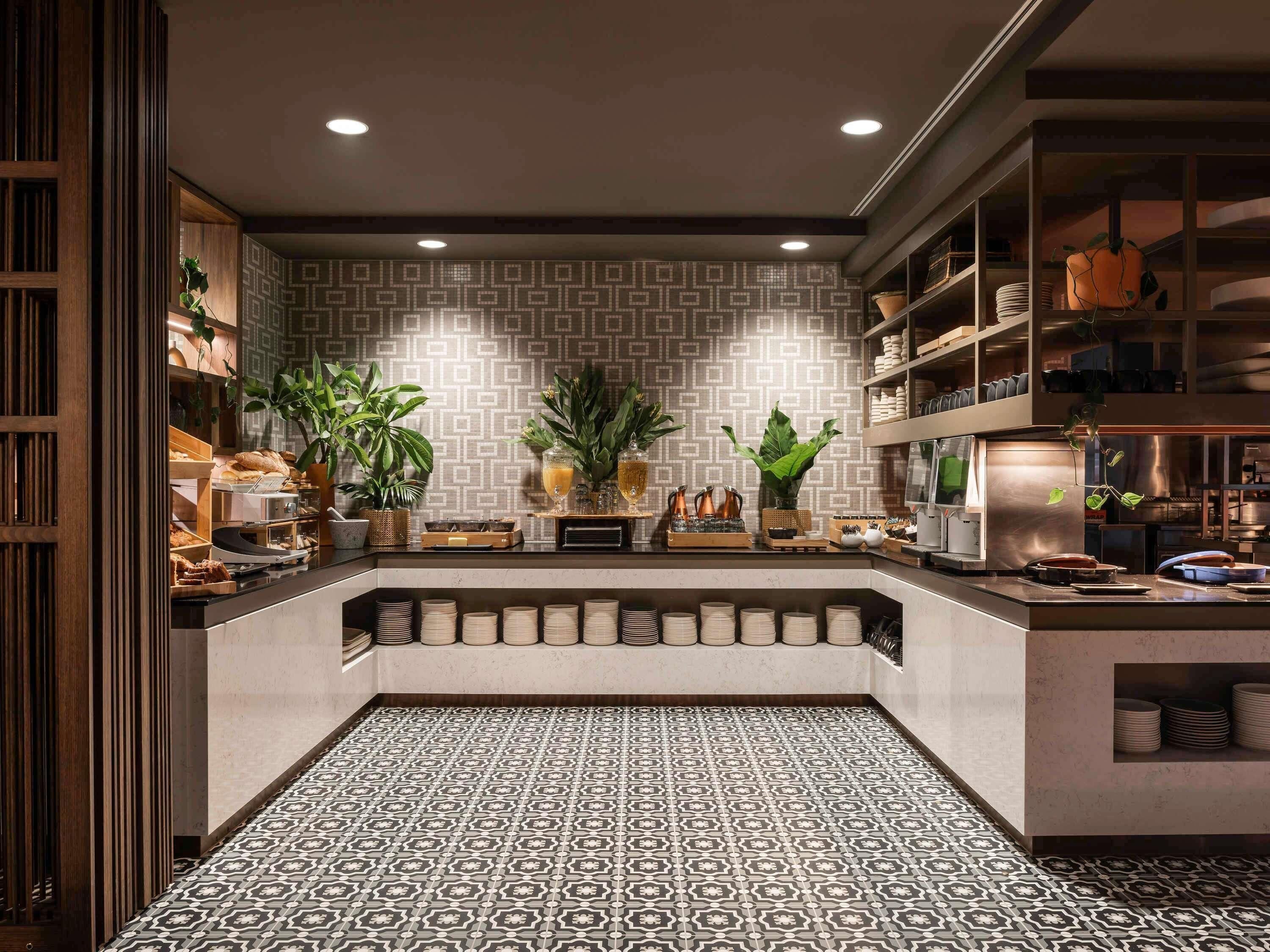 Café da manhã com buffet diário (AUD 39 por pessoa) 