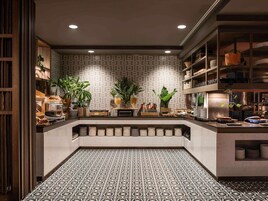 Daily buffet breakfast (AUD 39 per person)