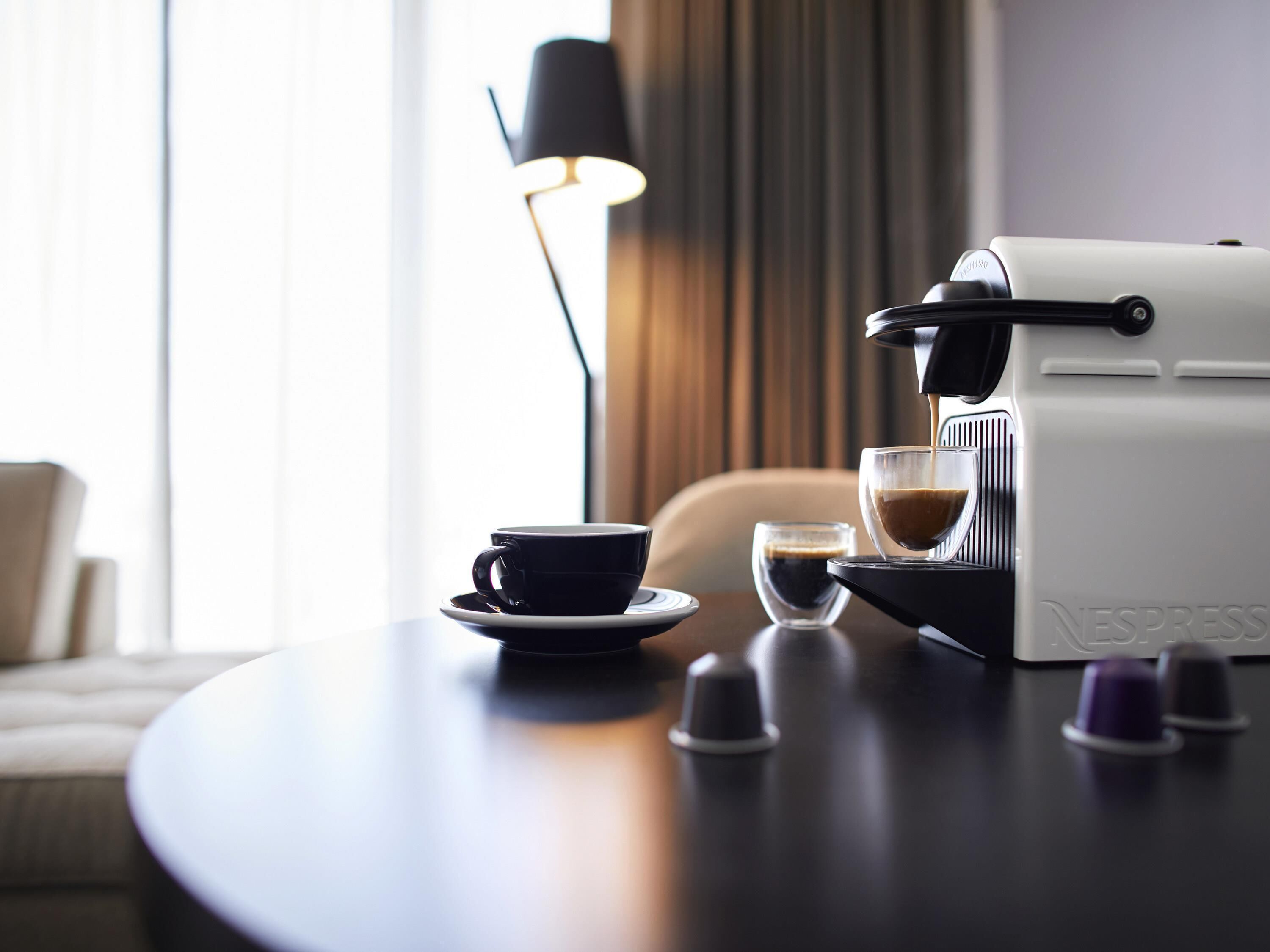 Suite ejecutiva, 1 cama de matrimonio grande | Ropa de cama de alta calidad, caja fuerte, decoración individual