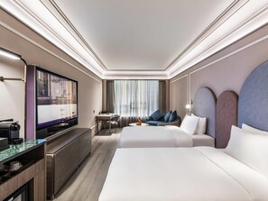 Deluxe-Zimmer, 2 Einzelbetten | Minibar, Zimmersafe, Schreibtisch, Verdunkelungsvorhänge