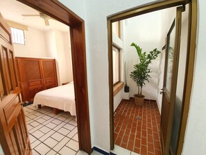 2 habitaciones, tabla de planchar con plancha y wifi gratis 