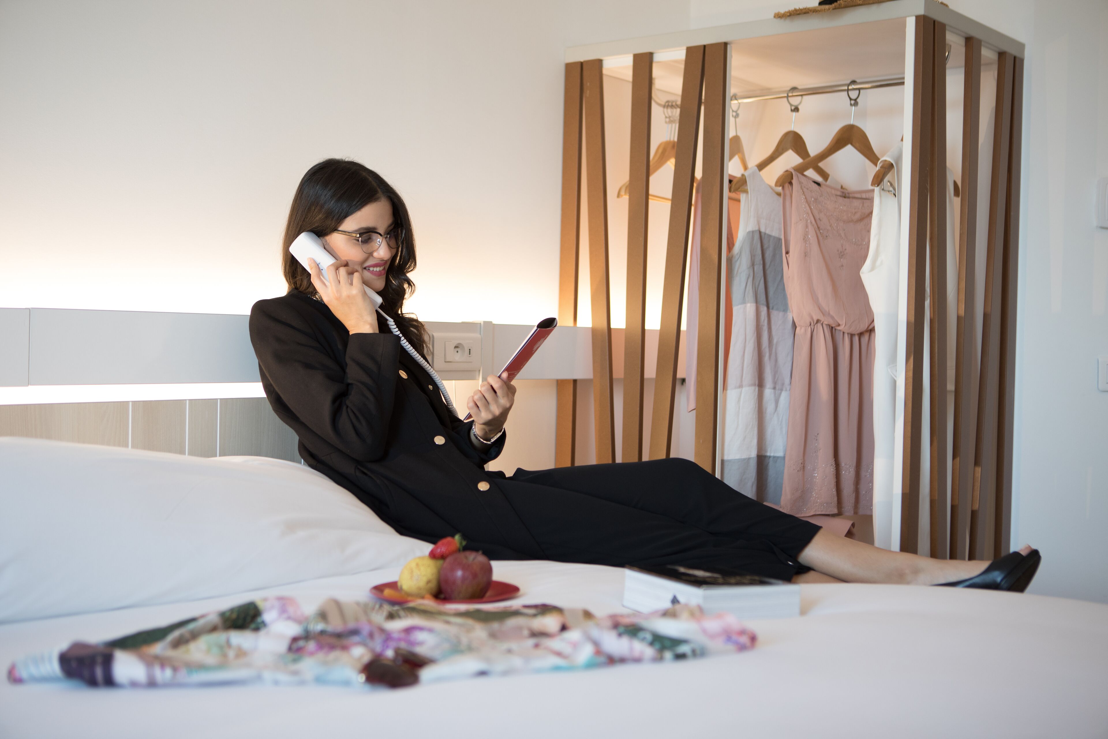 Chambre Double, 1 lit double | Literie de qualité supérieure, surmatelas, bureau