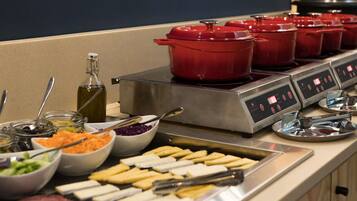 Frokostbuffé hver dag (MAD 65 per person)