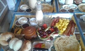 Free daily full breakfast