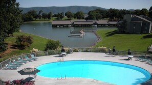 Innenpool, Außenpool