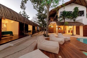 Comfort Shared Dormitory | Courtyard view - Mimosa Tulum Hotel & Hostel (Tulum)