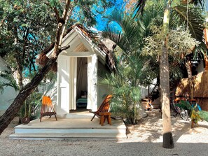 Comfort Cabin | In-room safe, free WiFi, bed sheets - Mimosa Tulum Hotel & Hostel (Tulum)