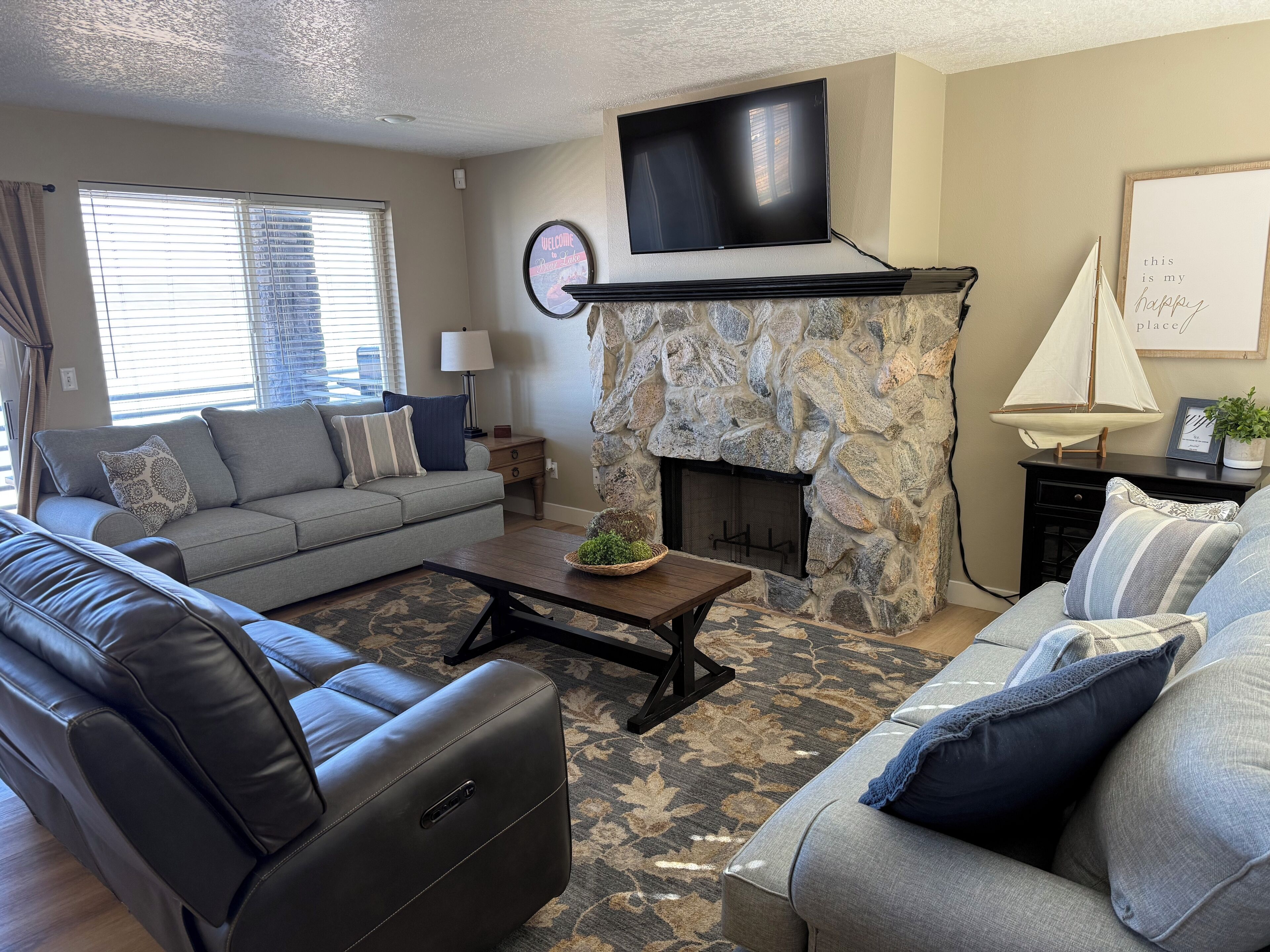 Fernseher, Netflix, DVD-Player, Streaming-Dienste