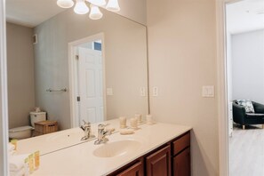 Shower, towels