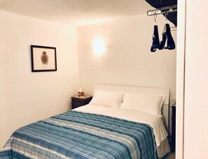 1 bedroom, iron/ironing board, free WiFi, bed sheets - Navel of Parma (Parma)