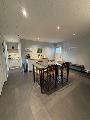 Dining - Spacious 2 bedroom suite on private lot (Pemberton)