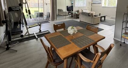 Spacious 2 bedroom suite on private lot