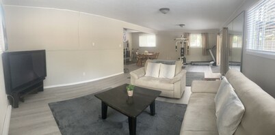 Spacious 2 bedroom suite on private lot