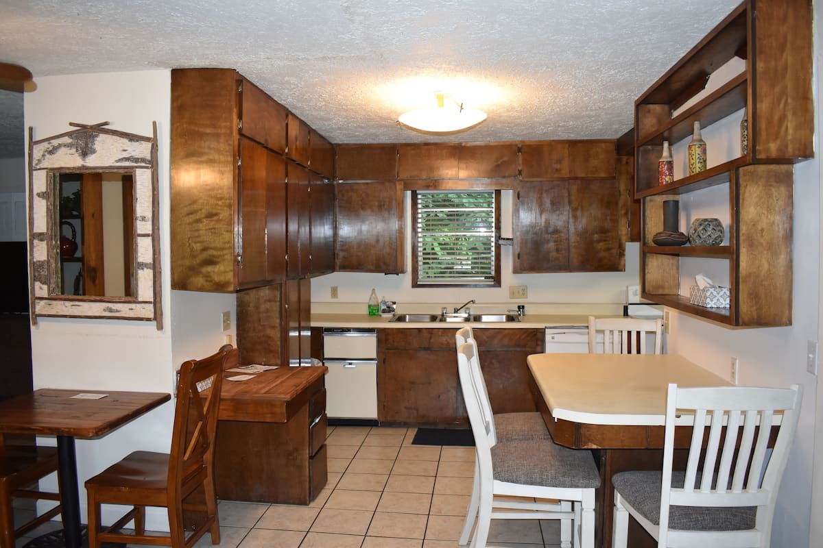 family cottage (mh) | private kitchen | coffee/tea maker