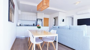 Apartment (9A) | Living area | Flat-screen TV, heated floors - Monroe Suites (Buenos Aires)