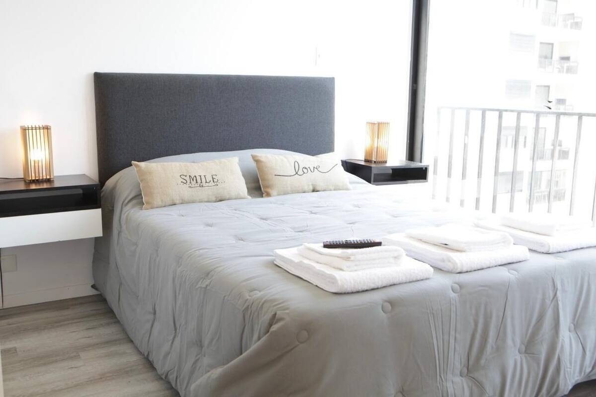 Apartamento Clásico Plus | 1 dormitorio, cortinas opacas, tabla de planchar con plancha