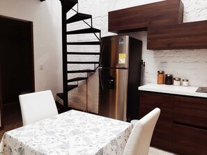 Comfort Apartment | In-room dining