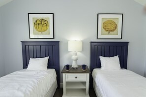 3 bedrooms, in-room safe, iron/ironing board, WiFi