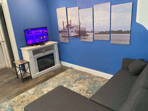 Little Blue Cottage on Spanish