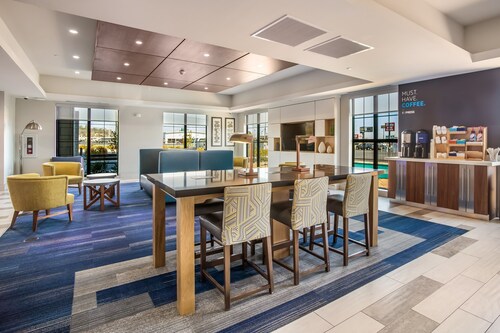 Holiday Inn Express & Suites Tulsa East - Catoosa by IHG