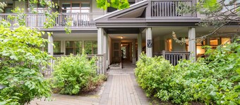 Modernes Stadthaus auf 2 Ebenen im Dorf