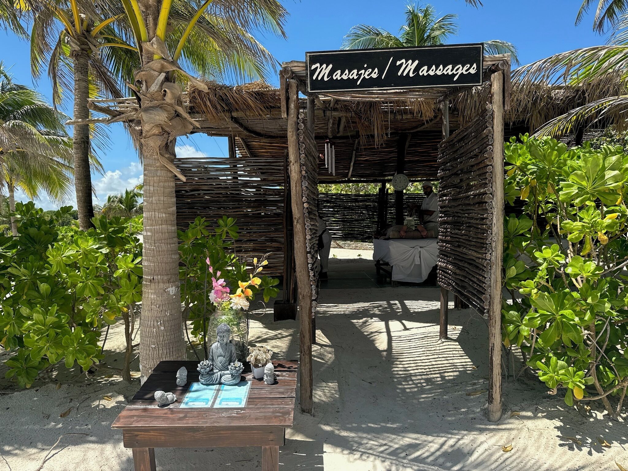 Masajes de tejido profundo, masajes suecos, masajes deportivos