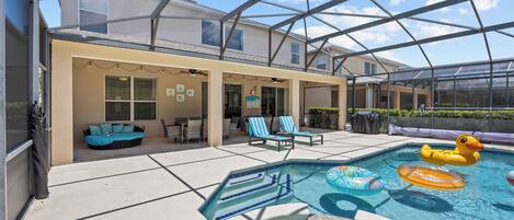 室外游泳池,恒温泳池