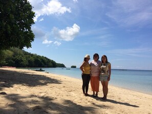 Beach - Bohol Sweet Home B&B (Guindulman)