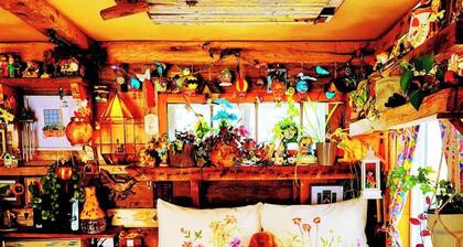 Miracles on Polly - Fairy Tale Cabin