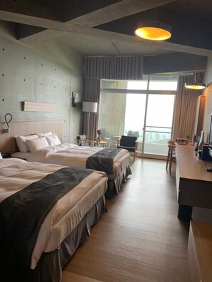 Deluxe Room | Down comforters, minibar, in-room safe, desk - Khokak Panoramas Hotel (Gukeng)