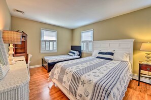 3 Schlafzimmer, Schreibtisch, Bügeleisen/Bügelbrett, Internetzugang